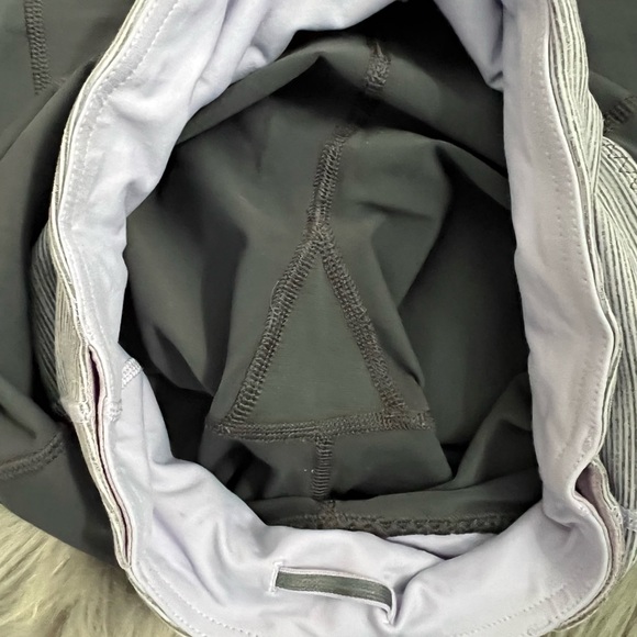 Lululemon Inspire Tight *Reflective Ruffles Heathered Slate Gray Luxtreme Sz 4 - Picture 5 of 5